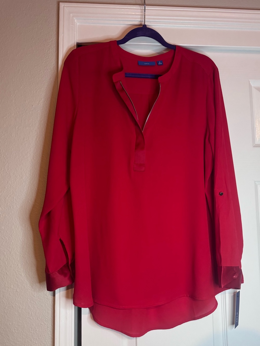 Kohl's Red Split V-Neck Roll-Tab Long Sleeve Tunic